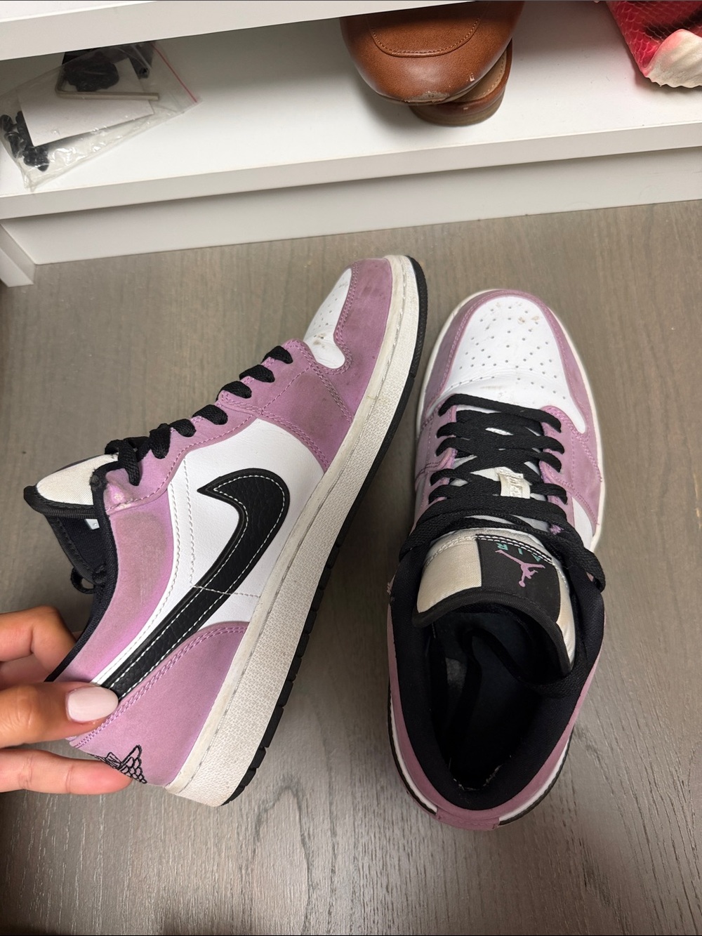Jordan Low Top Sneakers in Lavender, White & Black